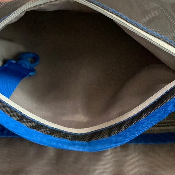 Jansport CURBSIDE messenger - Forge Grey/New Gunsmoke grey - Picture 7 of 16